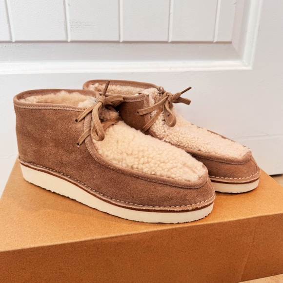 NEW Beek Alpine Swift Genuine Shearling Bootie - Picture 1 of 12